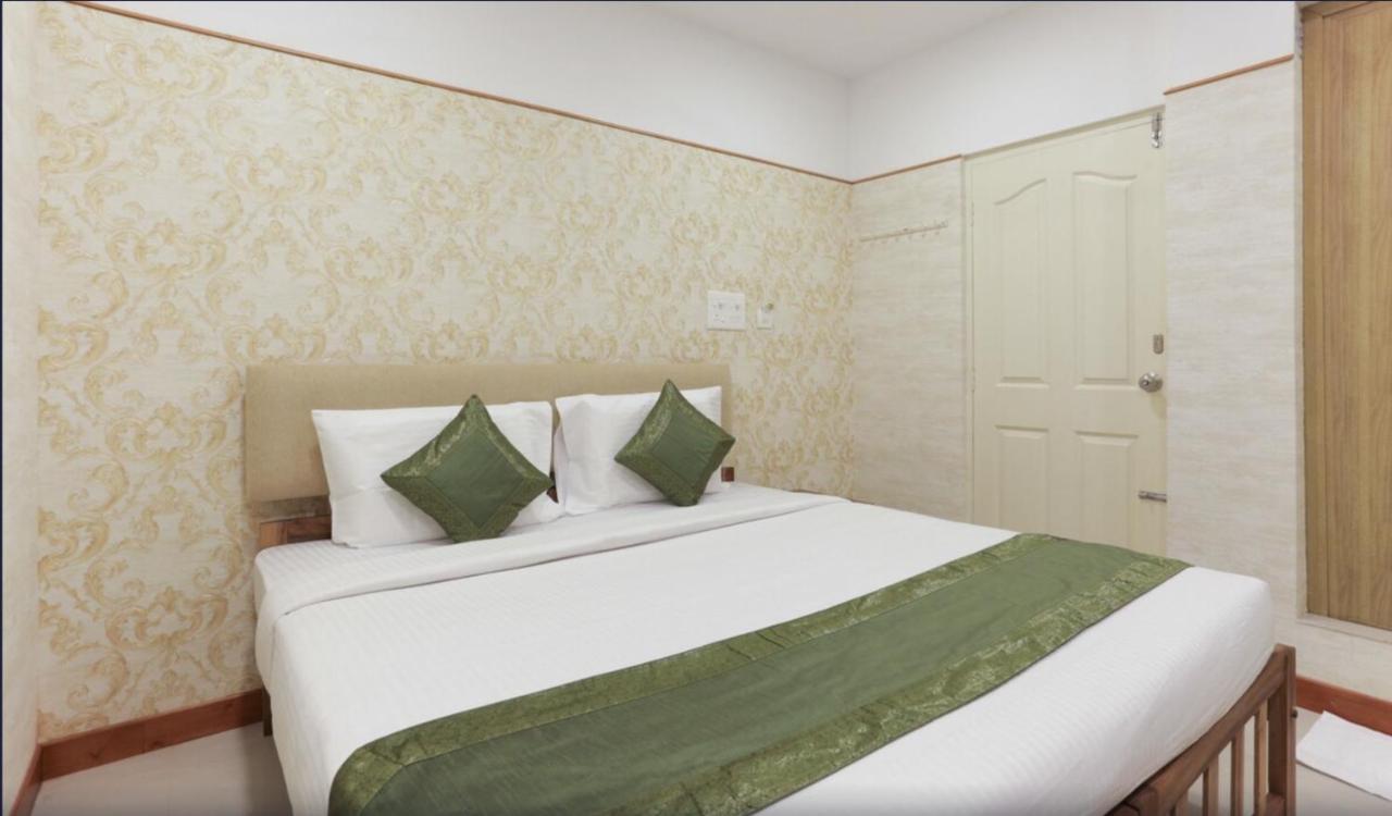 Heaven Gardens Otel Kochi Dış mekan fotoğraf