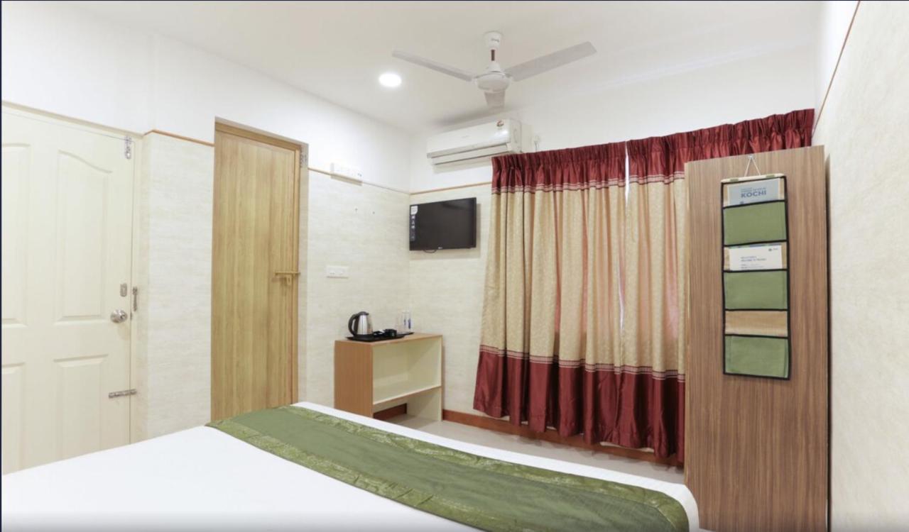 Heaven Gardens Otel Kochi Dış mekan fotoğraf